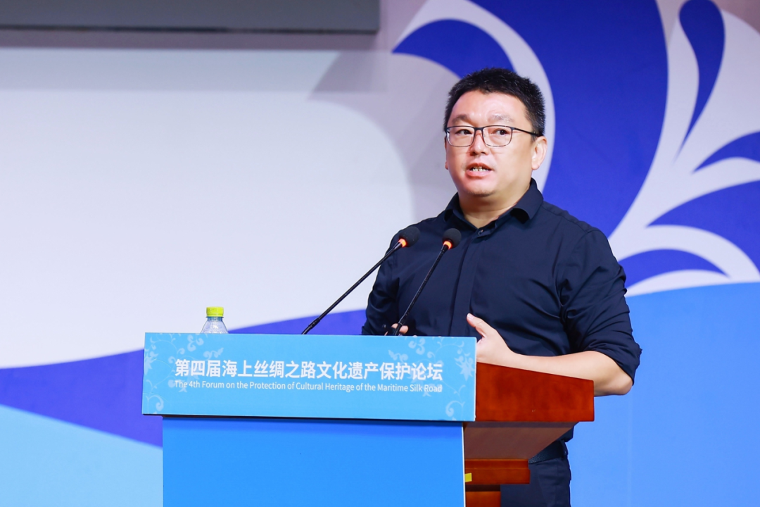 丝路视觉科技股份有限公司董事长 李萌迪 发表主旨演讲